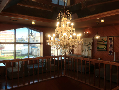 ラウンジ abroad (アブロード)