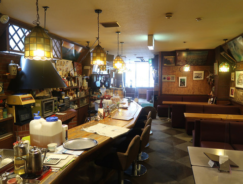 コーヒー&レストラン 山と渓谷 (YAMAKEI)