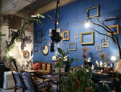 Botanicalitem & cafe'CYAN (ボタニカルアイテムアンドカフェ シアン)