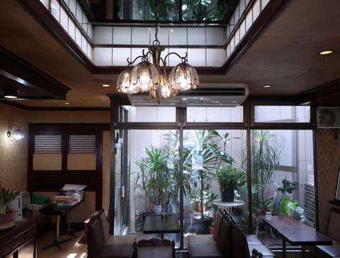 喫茶 みどりや (Midoriya)