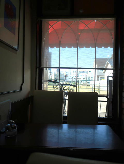 コーヒーハウス クィーン (COFFEE HOUSE QUEEN)