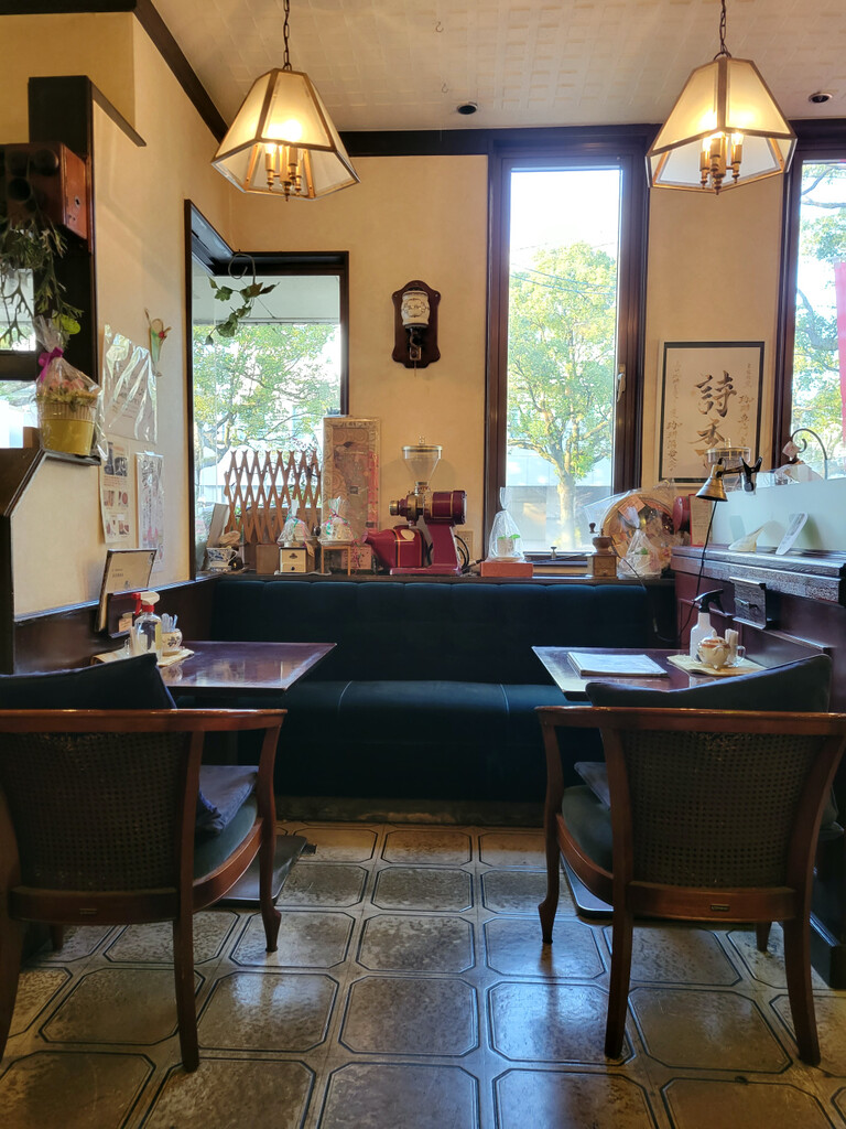 珈琲専門店 詩季 : 純喫茶目録