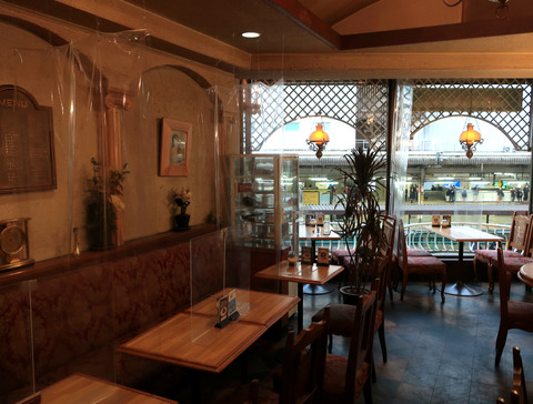 COFFEE SNACK 珈里亜 南口店