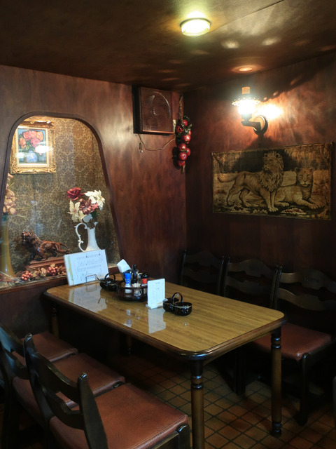 喫茶 & グリル ライオン