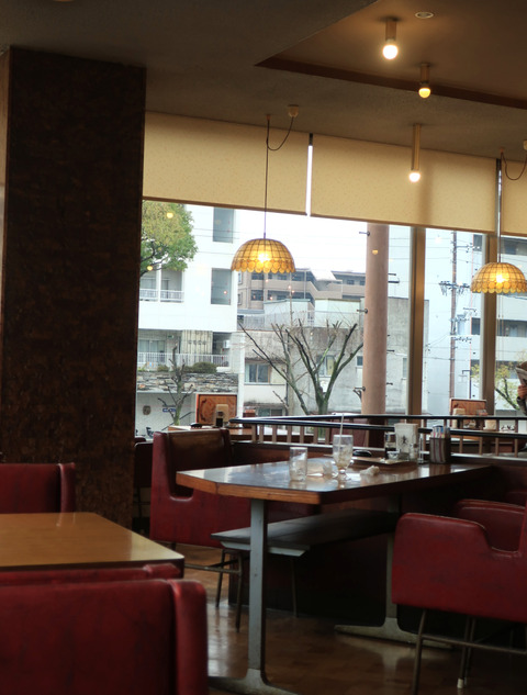 コンパル 御器所店