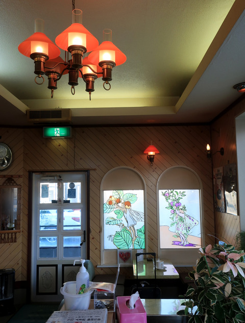 喫茶軽食の店 栞