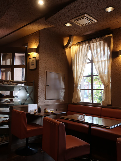 喫茶・軽食 ハロッズ