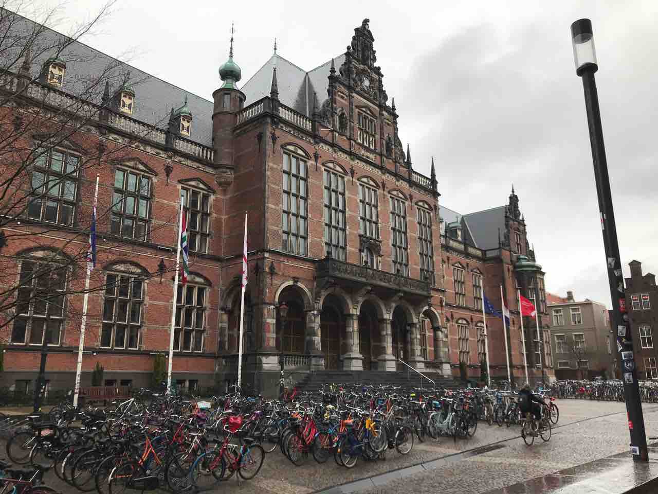 世界でも ここだけ のおもてなしーオランダ北部にあるフローニンゲンを訪ねて 夫とふたり オランダ アイントホーフェン暮らし From Eindhoven The Netherlands 世界でも ここだけ のおもてなしーオランダ北部にあるフローニンゲンを訪ねて 夫とふたり オランダ アイントホーフェン暮らし From Eindhoven The Netherlands