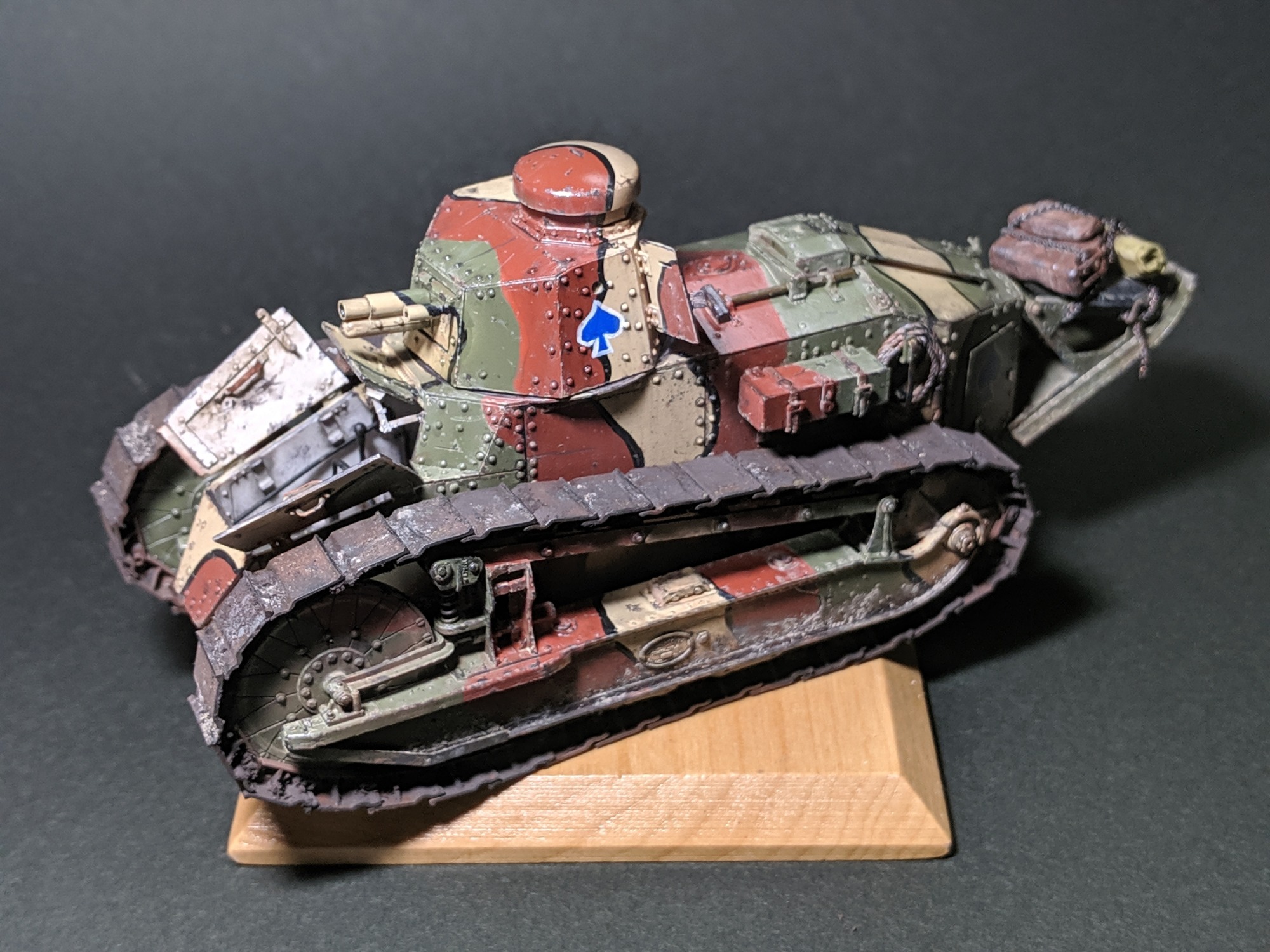 00100lPORTRAIT_00100_BURST20191006115035599_COVER