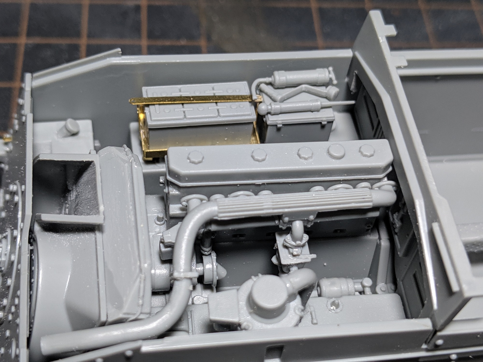 00000PORTRAIT_00000_BURST20200508170647550