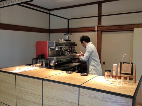 20120625_032004000_iOS