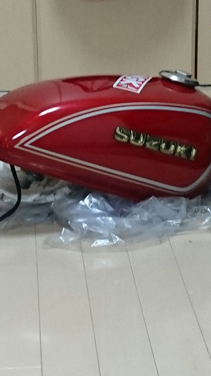 Gn125 2f タンク外し スライム ベスがあらわれた エストレヤとsr400 Gn125 2f タンク外し スライム ベスがあらわれた エストレヤとsr400