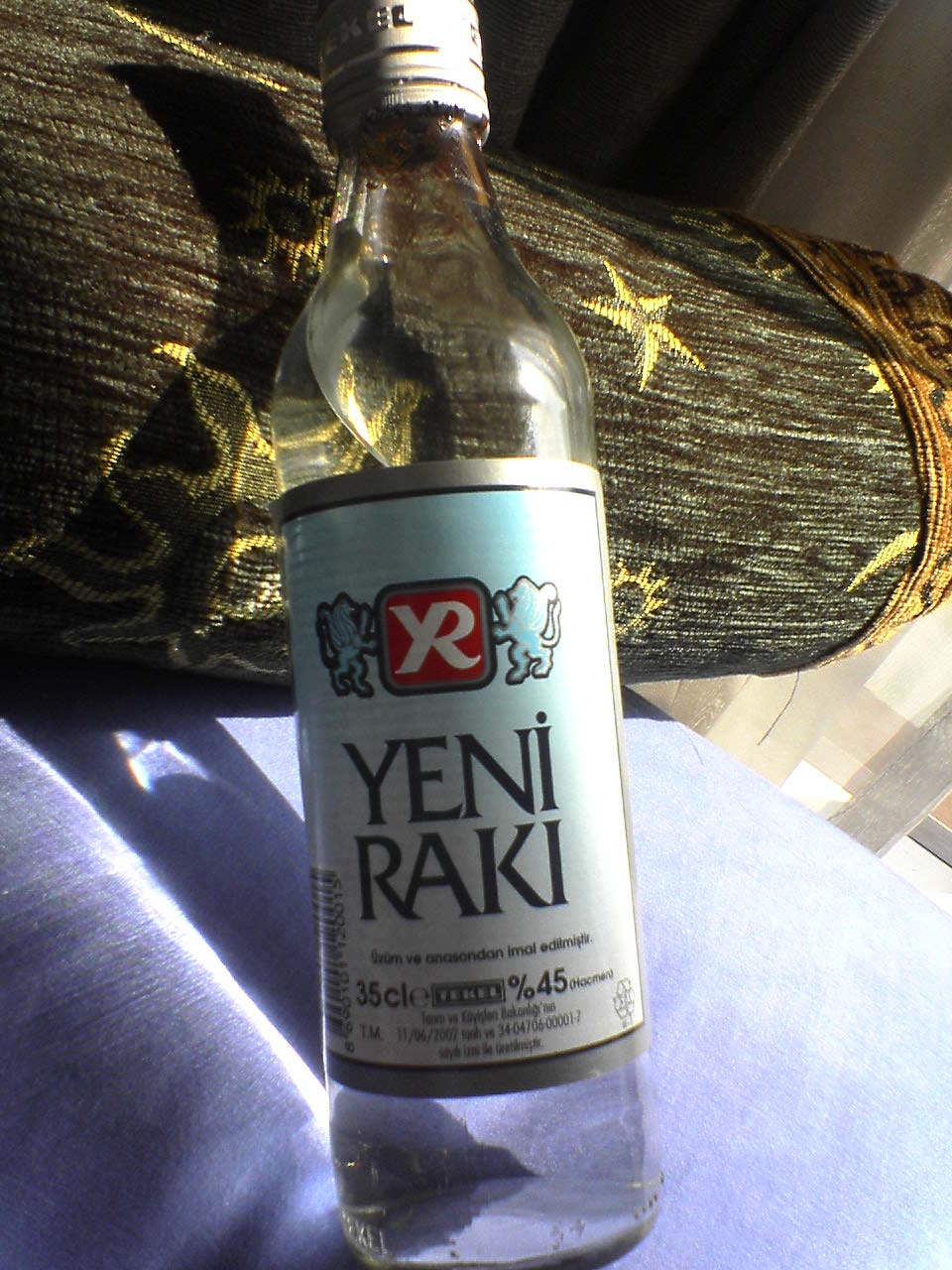 トルコ 国民酒の粗悪な偽ブランド流通で２０人以上死亡 だ る ま