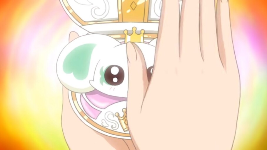 変身アイテムのモチーフ きゅありぽーと