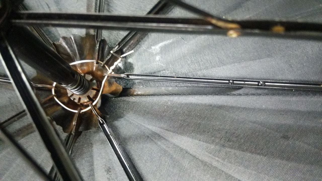 傘を修理 魚屋のたわごと ざれごと ひとりごと