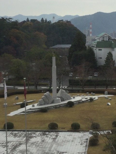 授賞式 澄川氏の作品