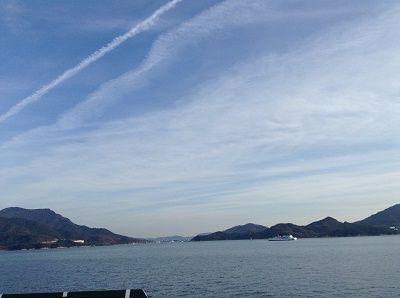 近づく小豆島