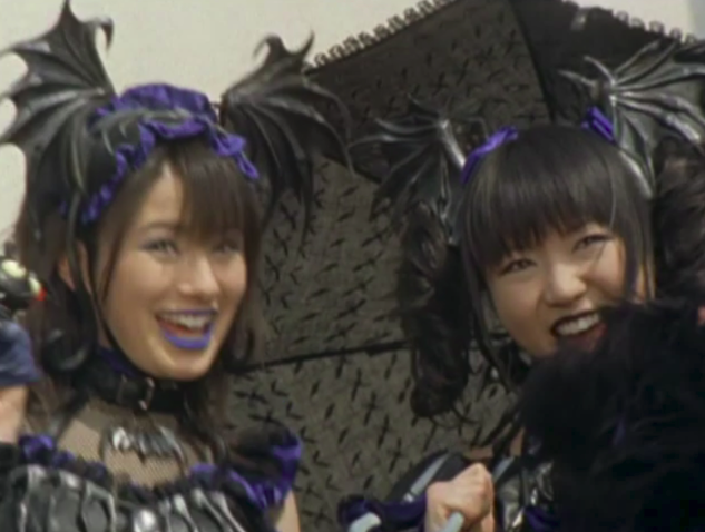 マジレンジャー対ナイ メア ヒーローが女に負けるなんて コニシキのブログ