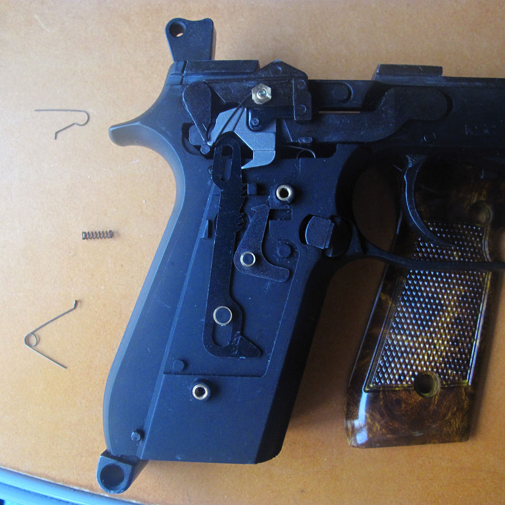 3,750円の宝物 ～KSC M93R-AG 1st HW～ : とーちゃんの日記