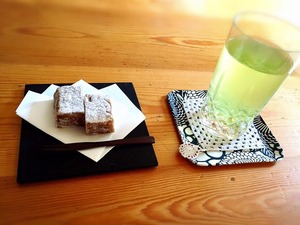 お茶と和菓子