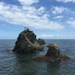 夫婦岩