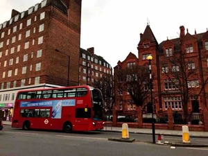 イギリス