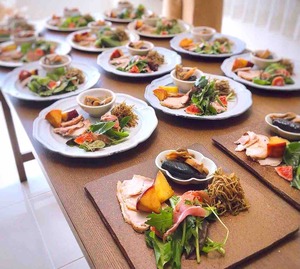 易占ごはん「易弁」