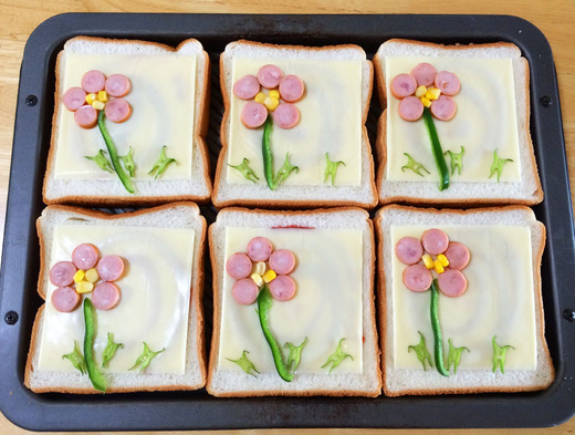 お花のトースト
