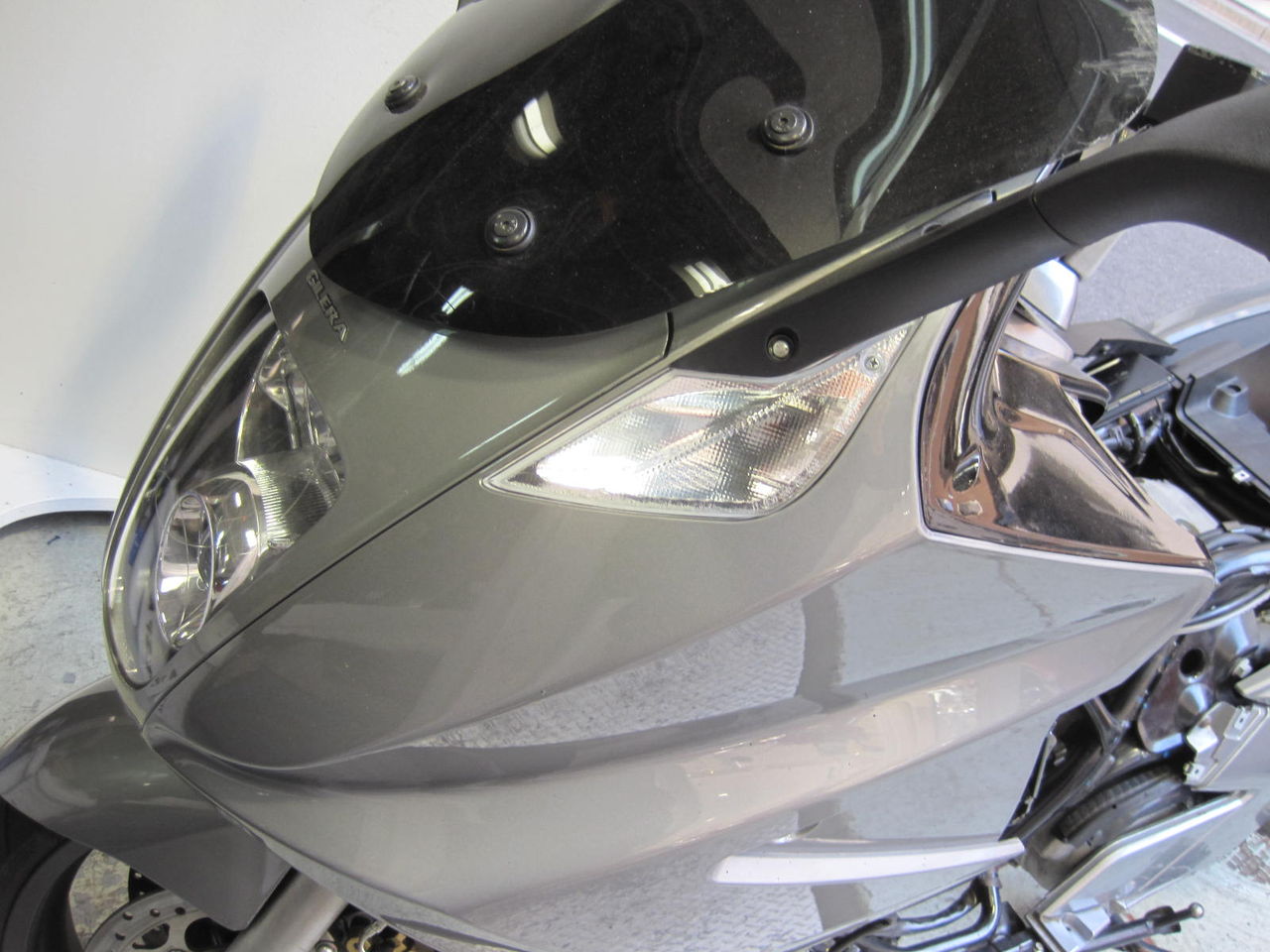 GP800 メンテナンス＆水漏れ修理！ : sogno vespa club
