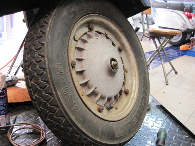 Vespa 　V５０S　純正　リヤブレーキ　ASSY　➀ Vespa V50S純正「リヤブレーキASSY」➀