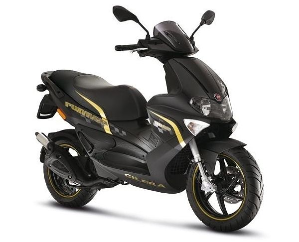 GILERA ランナーST200 生産終了！！！ : sogno vespa club