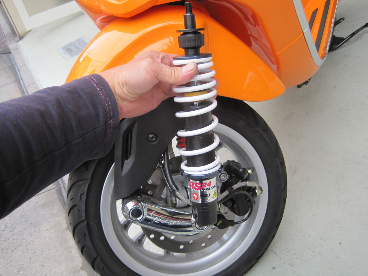 マロッシサスペンション Malossi Newサスペンション発売！ : sogno vespa club