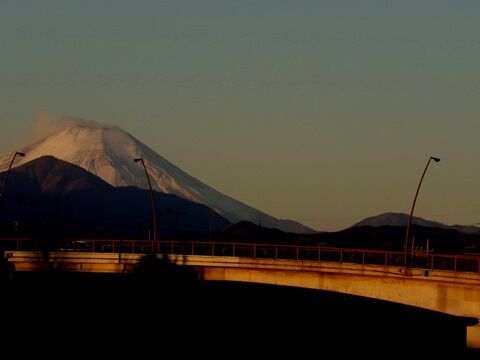 高幡橋と富士山