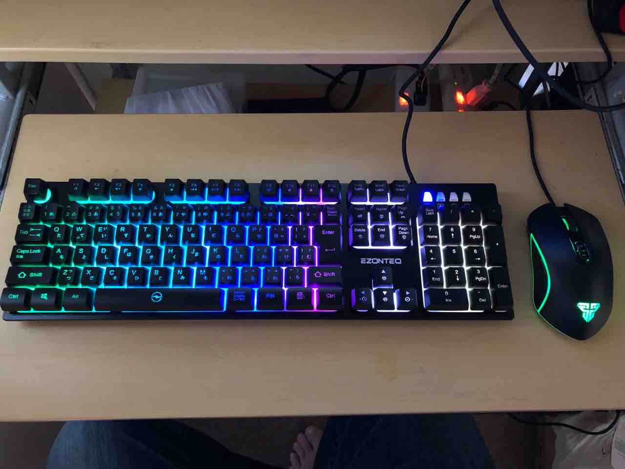 初めてゲーミングマウス&キーボードを買ってみた✨ : かびごんチャンネル