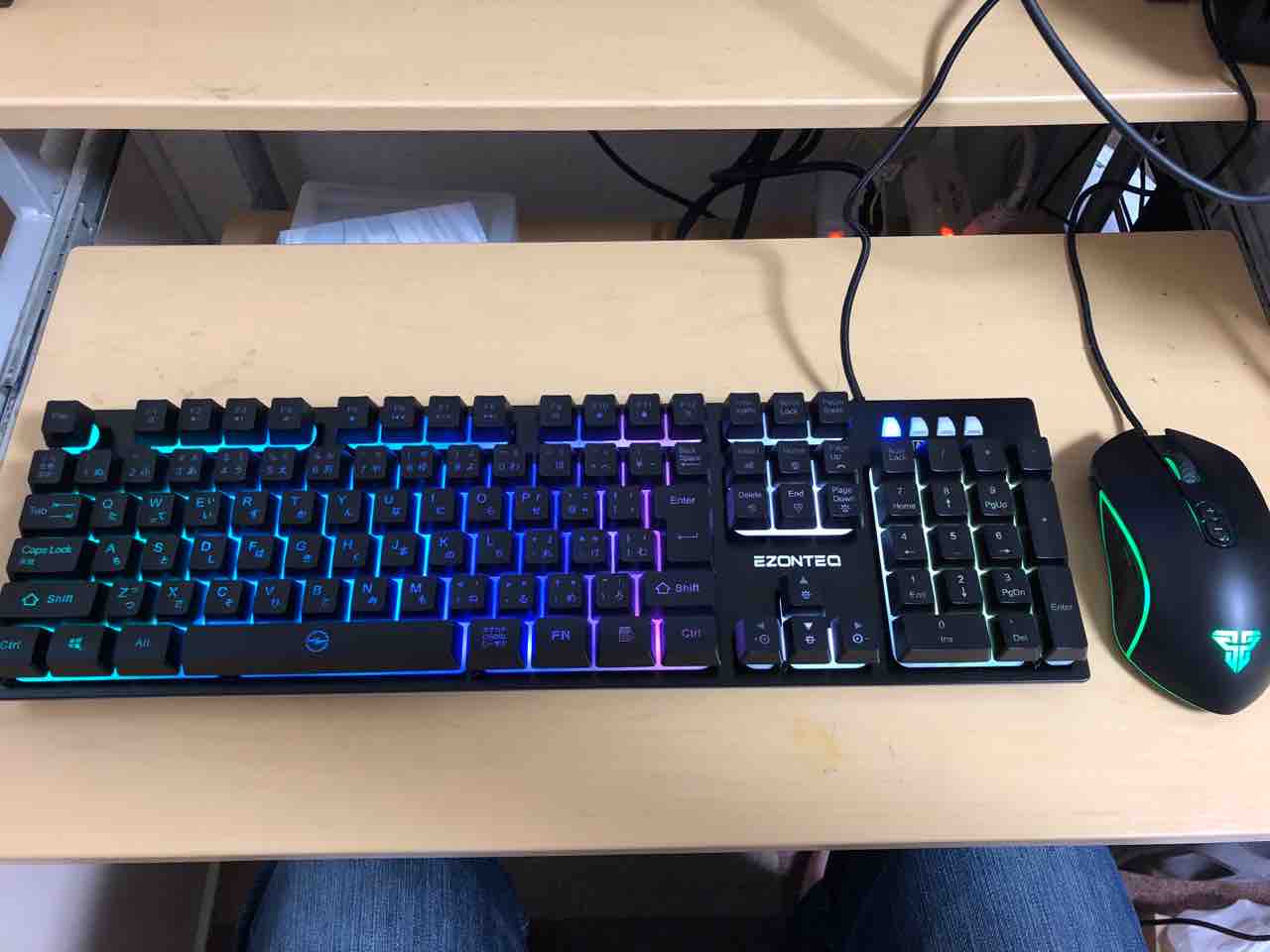 初めてゲーミングマウス&キーボードを買ってみた✨ : かびごんチャンネル