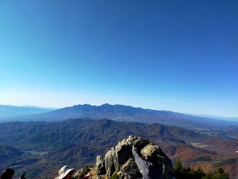 9EFEA591-DC42-47AD-B413-535A8F117C48