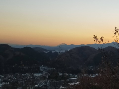 CBD31161-3D9F-4B2A-9A6D-1A5D296170AF