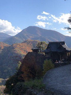 CE211E5E-3A20-415F-904B-54504AB16E3F