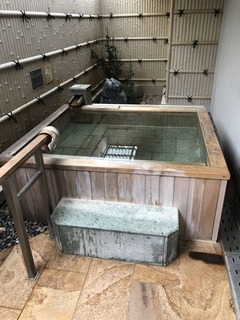 5E21667B-7994-430F-9926-1CF343EC0B29