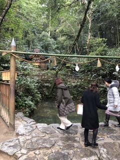 7C7EB7D4-E1B4-4BF1-B2C1-6FFD02CFEBDE