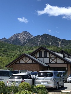 6653515C-484B-4EE0-B090-9AFE9114048A