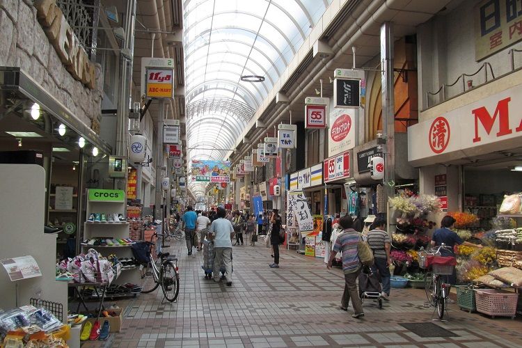 ムサコ問題で注目の「武蔵小山」、住む人を魅了する商店街の活気