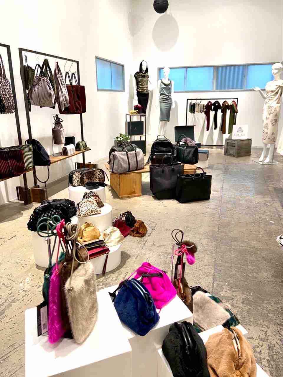 イタリアファッション展示会 中目黒 イベントコンパニオンブログ イタリアファッション展示会 中目黒 イベントコンパニオンブログ