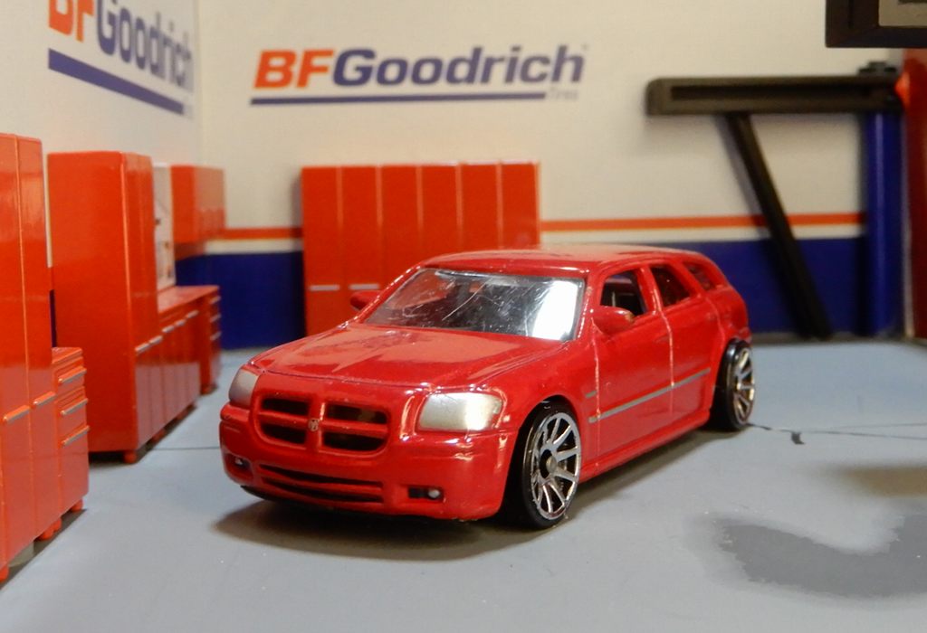 R/C大型　2006 ダッジマグナム　　1/6 R/C大型 2006 ダッジマグナム 1/6