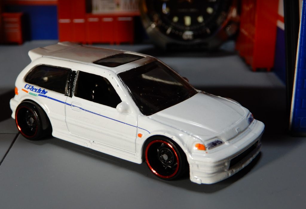 1/64 ホンダ シビックEF 【改】 ホットウィール : 64分の1