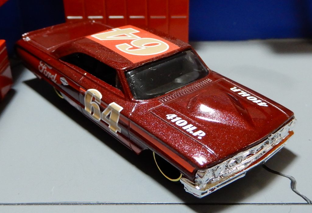 1/64 フォード ギャラクシー500 ホットウィール : 64分の1