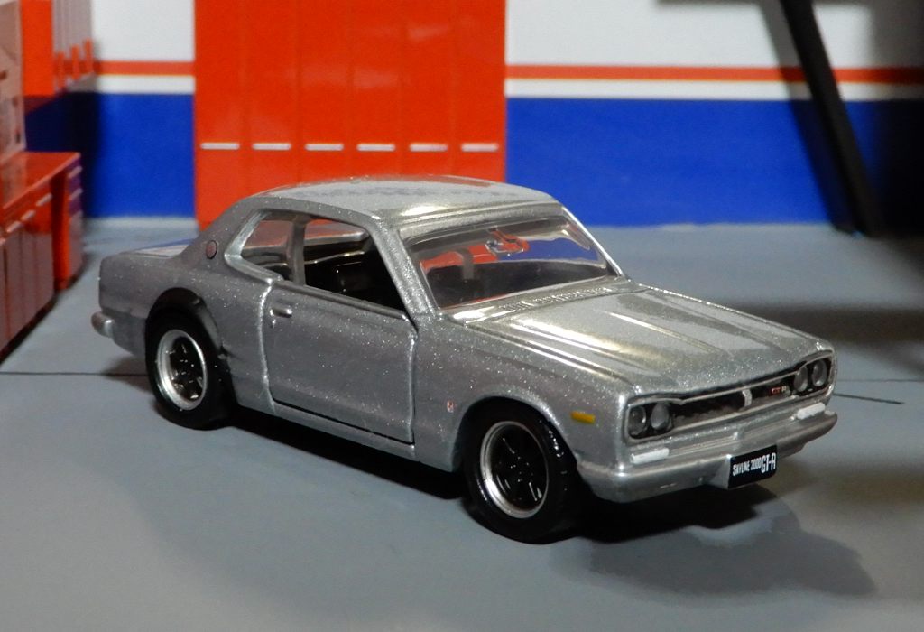 1 61 日産 スカイラインgt R 箱スカ 改 トミカプレミアム 64分の1
