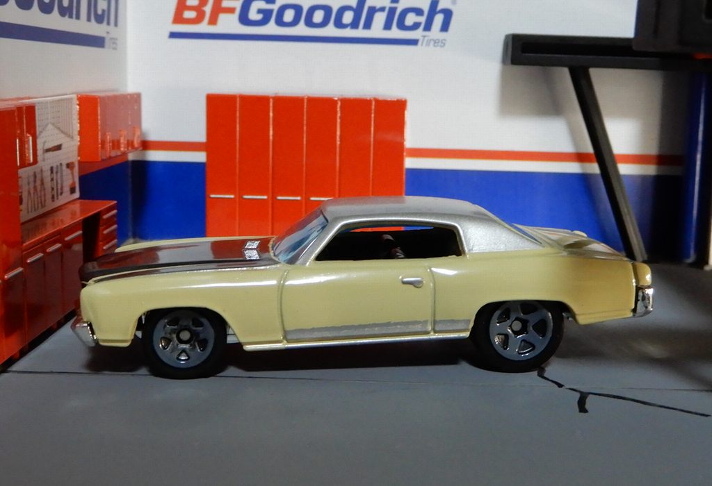 1/64 シボレー モンテカルロ 1970 【改】 ホットウィール : 64分の1