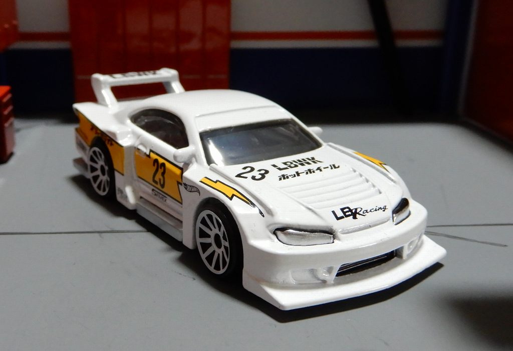 LB スーパーシルエット 日産 シルビア S15 ホットウィール Amazon | ホットウィール(Hot Wheels) ベーシックカー LB