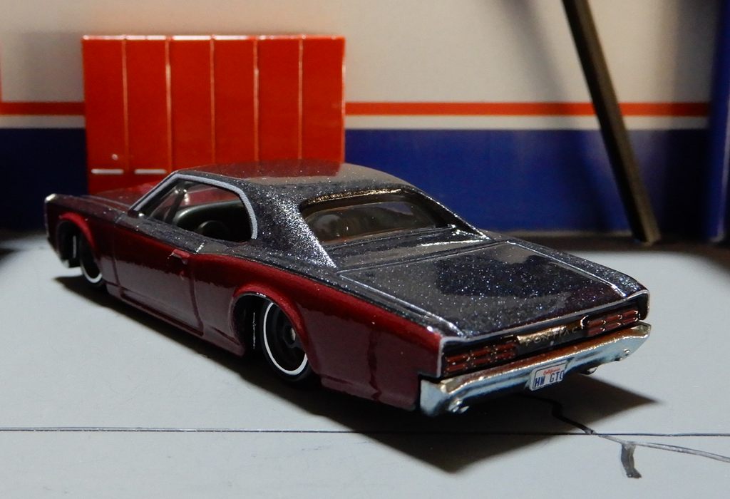 1/64 SKUNK CUSTOM ポンティアックGTO ホットウィール 2006 ポンティアック GTO ホット ホイール (カスタム